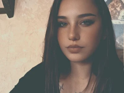 JosphinePriolo - Girl 