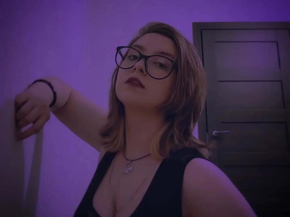 off_the_record_'s Offline XXX Chat