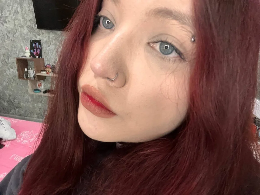 AvroraMichel's Offline XXX Chat