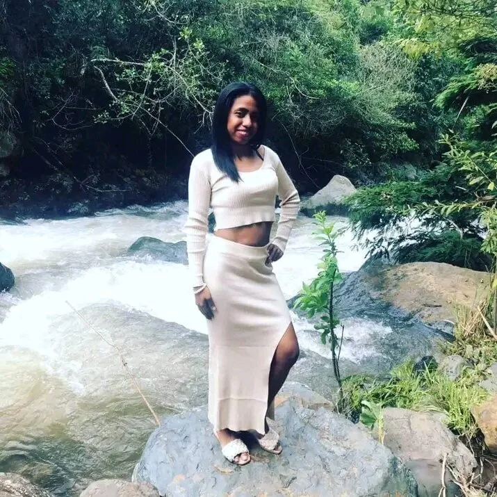 Mariana_124 offline chatrum