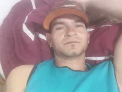 RichJoss15891 Male Spanking Nude Webcam