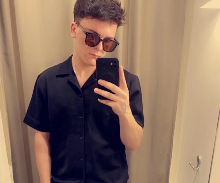 saimon_sexy_trans offline chatrum