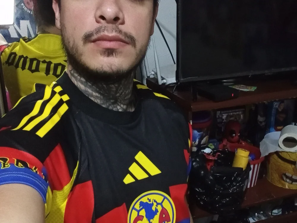 ChrisSex8: συνομιλία ΧΧΧ εκτός σύνδεσης