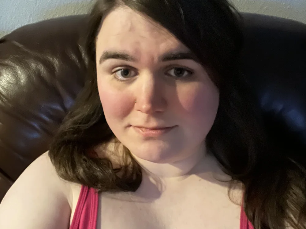 KayShadrelle's Offline Chat Room