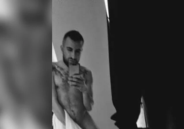 BLKN_KING's Offline Chat Room