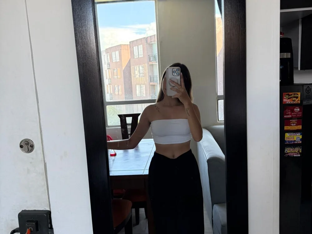 Elaine___1 offline XXX-chat