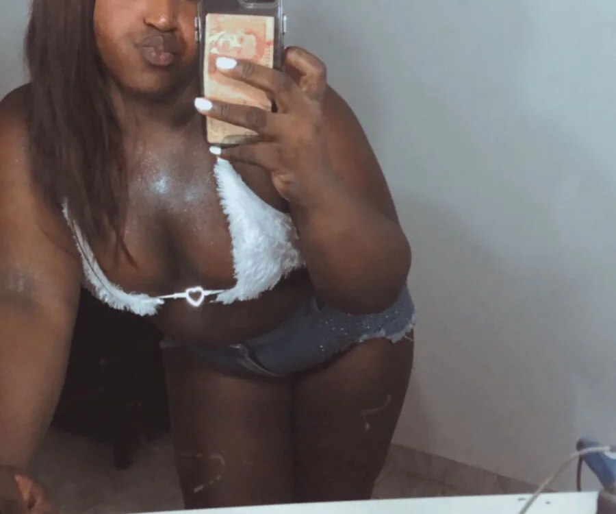 DaiishaWolf Offline XXX-Chat