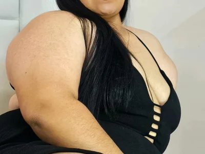 Katecurvy_hot69