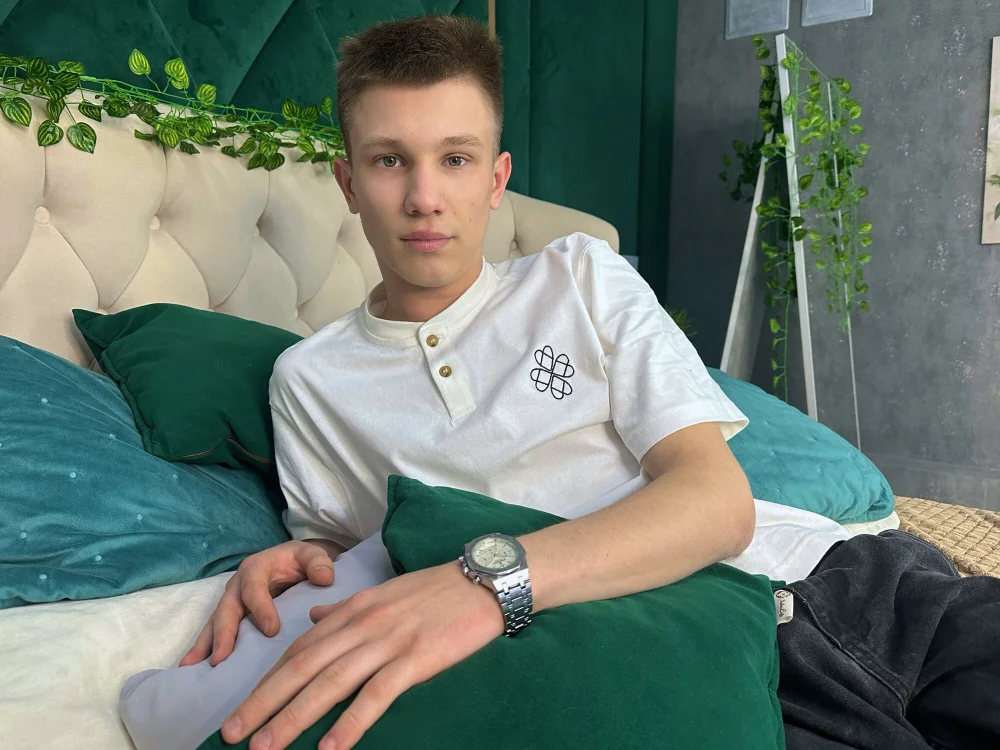 Offline chatovací místnost Felix_Lost