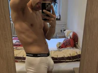 Xxlhorny40 offline cam