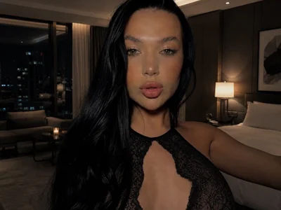 AmeliaChi Female Bigtitstittyfuck Live Cam XXX
