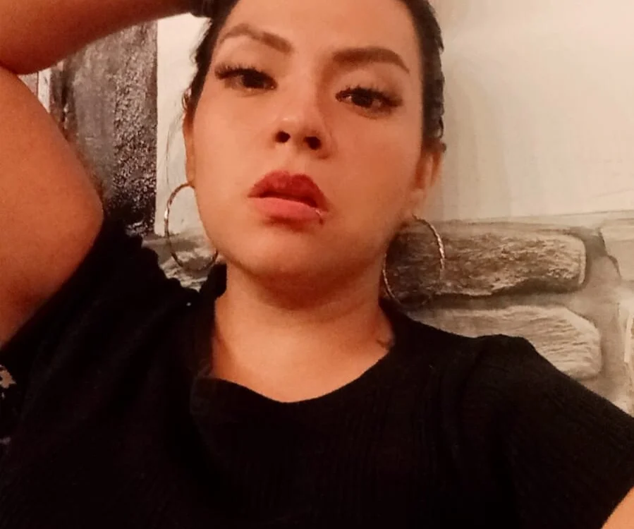 TaniaRivera_17 offline XXX-chat