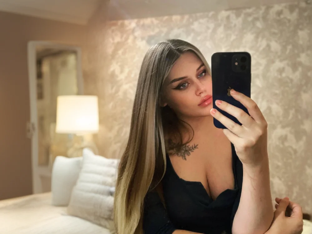 RinaCandy's Offline Chat Room