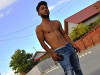 Iulianmarius12's webcam live show