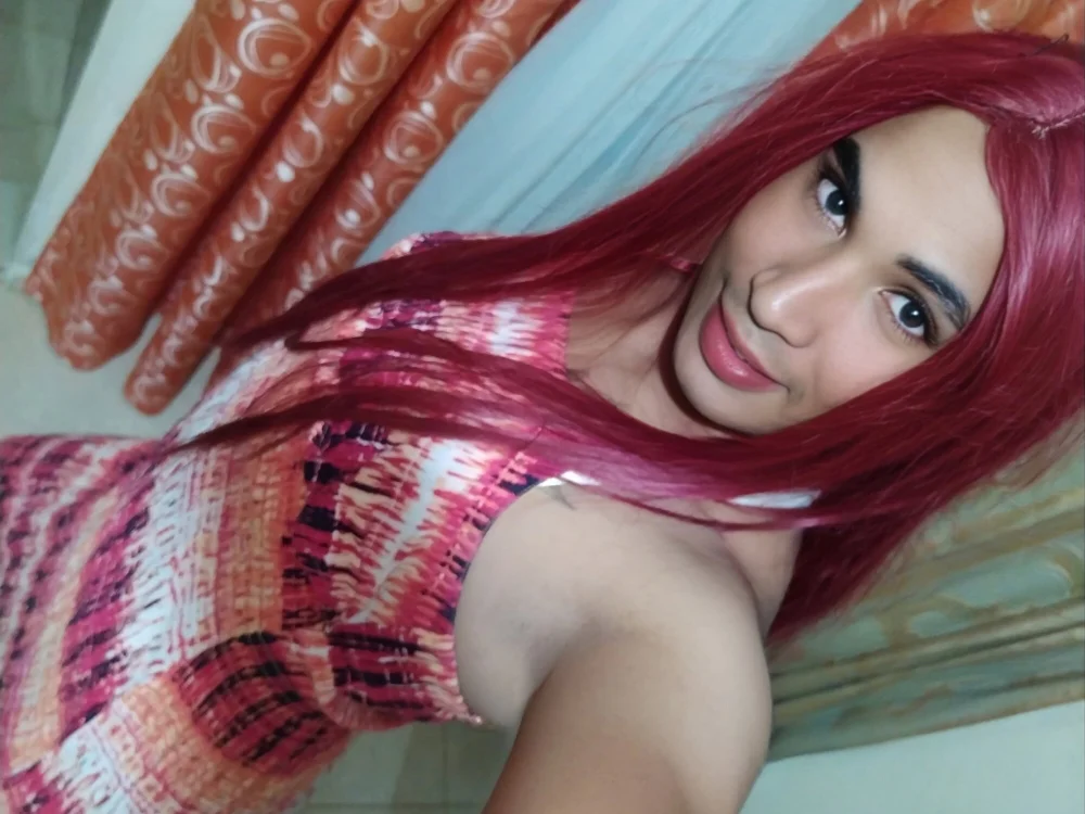 Saradollx offline chatrum