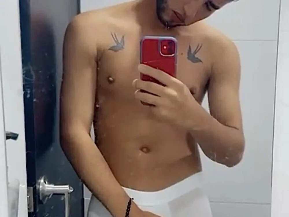 liam_bronw Offline XXX-Chat