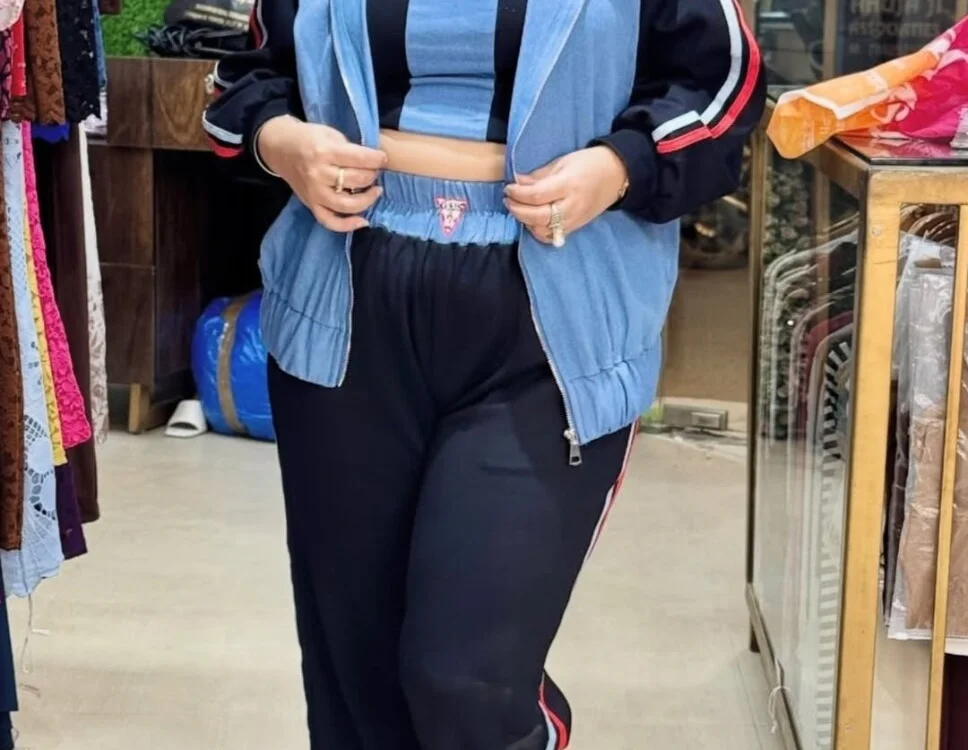 rekha_singh_'s Offline XXX Chat