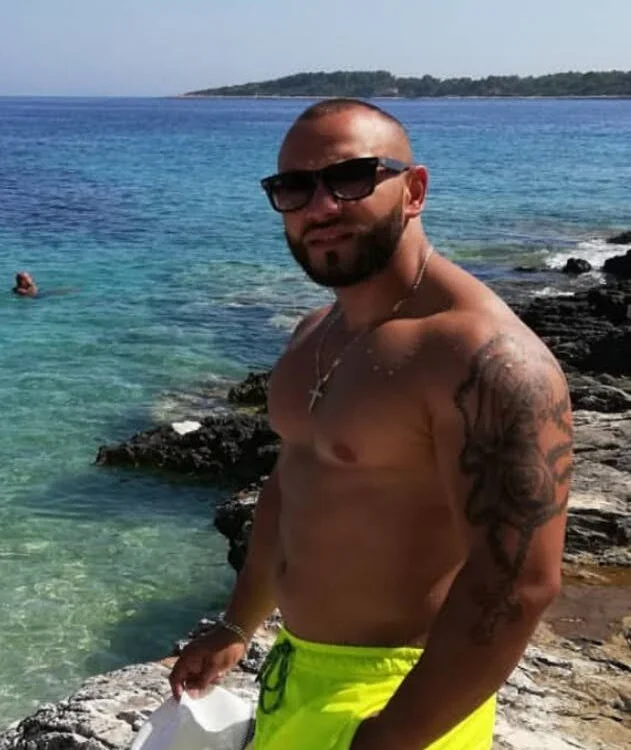 alikemal1993n Offline XXX chat