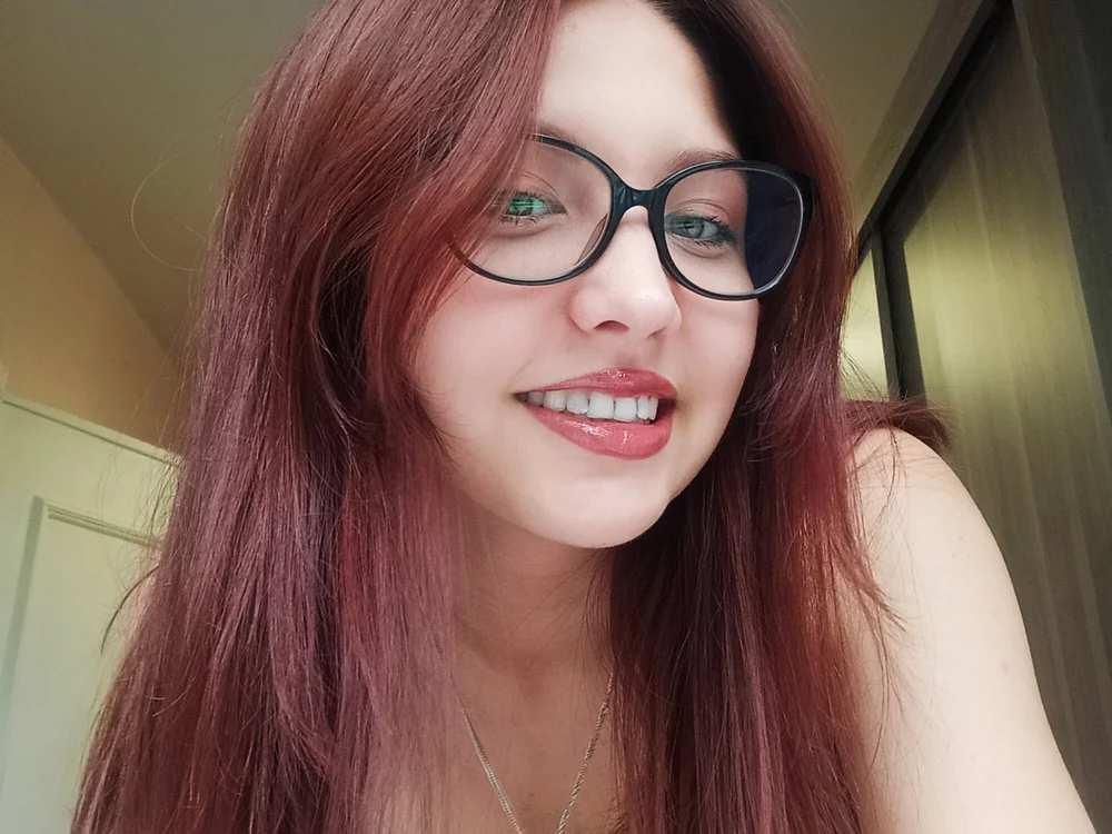 Iris_Rena offline chatrum