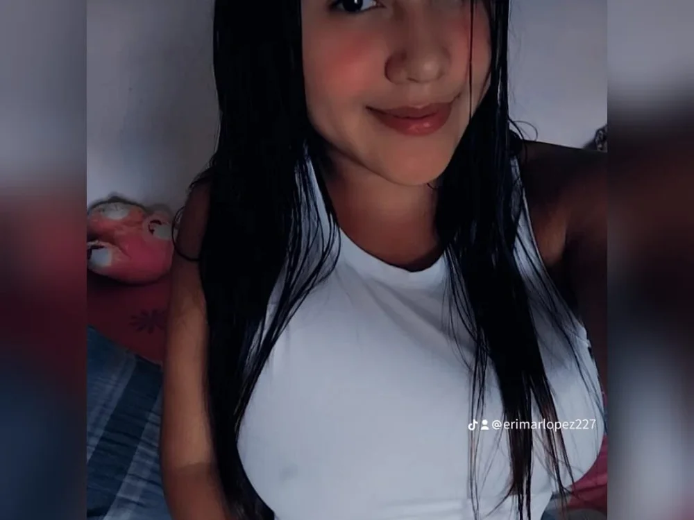 Julietta_Duque's Offline Chat Room