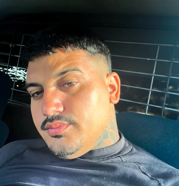 allan-e's Offline Chat Room
