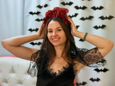KaraCriegs Female Doublepenetration Cam Chat