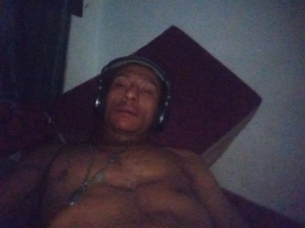 johstiven Offline XXX-chat