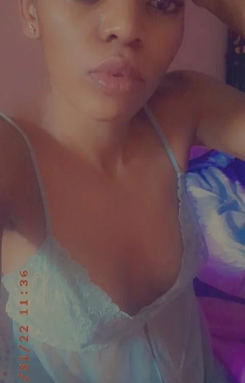 Naughtygal98 오프라인 XXX 채팅