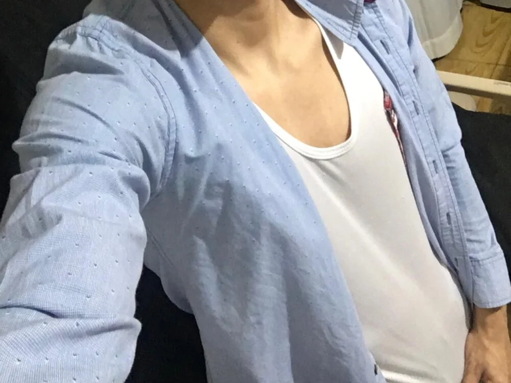 Patrick3_5556 Adlı Modelin Çevrimdışı XXX Sohbeti