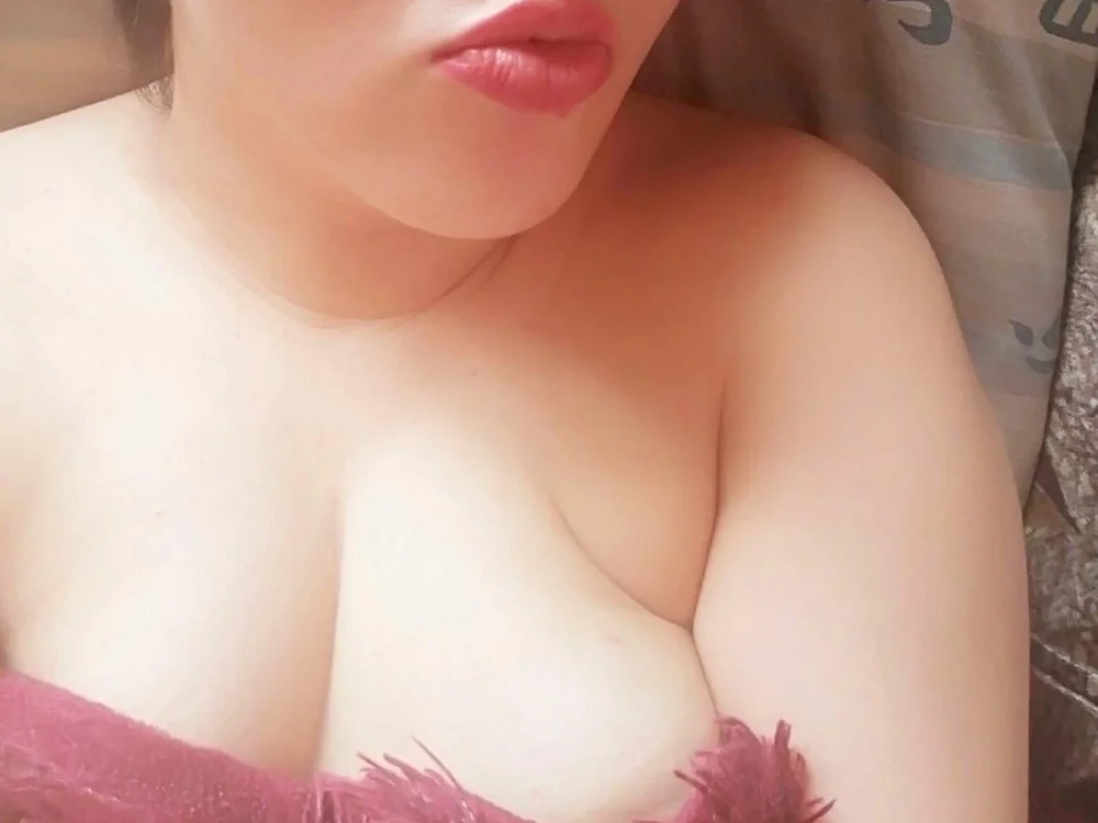 Hot_Bestia's Offline XXX Chat