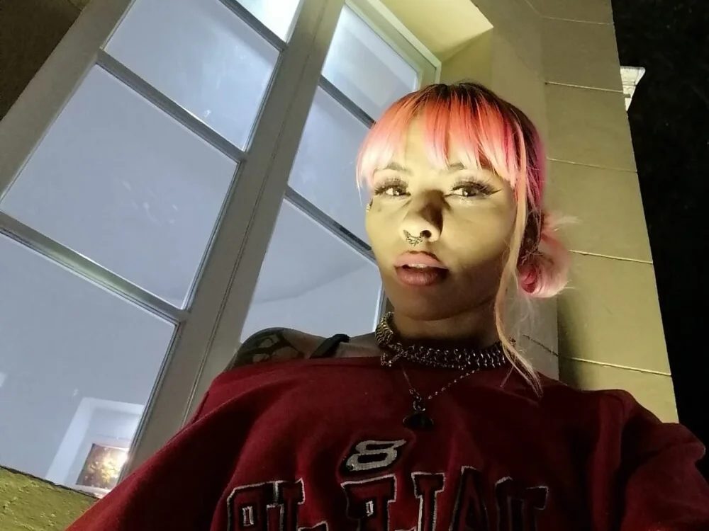 ScarleetBunny Chat XXX offline