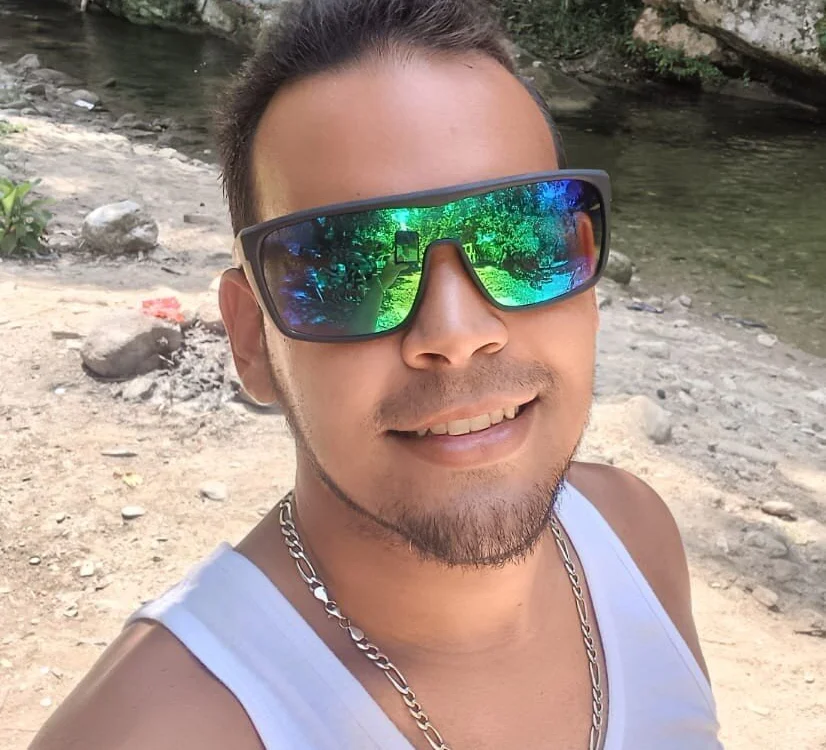 The_teddy অফলাইন XXX চ্যাট