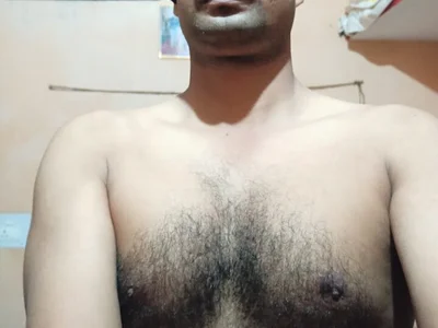 Rausann Male Chunky Free Webcam Striptease