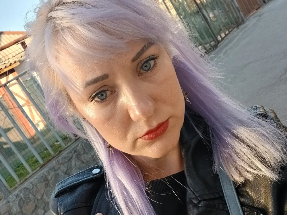 Chat +18 off-line de Tina_Alev