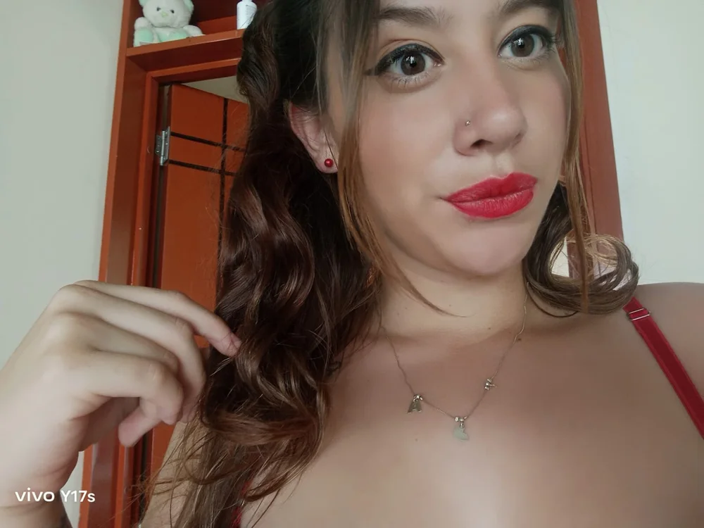 charlote_t offline chatrum