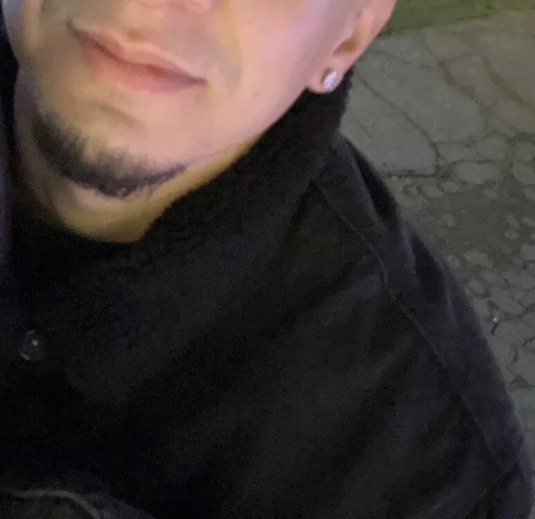 Offline chatovací místnost Bigpapi6969x2