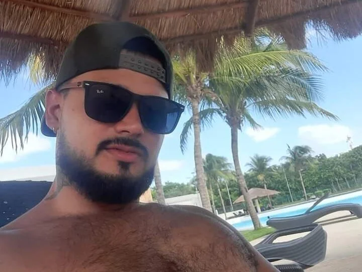 Chatroom XXX hors ligne de Handsomen69