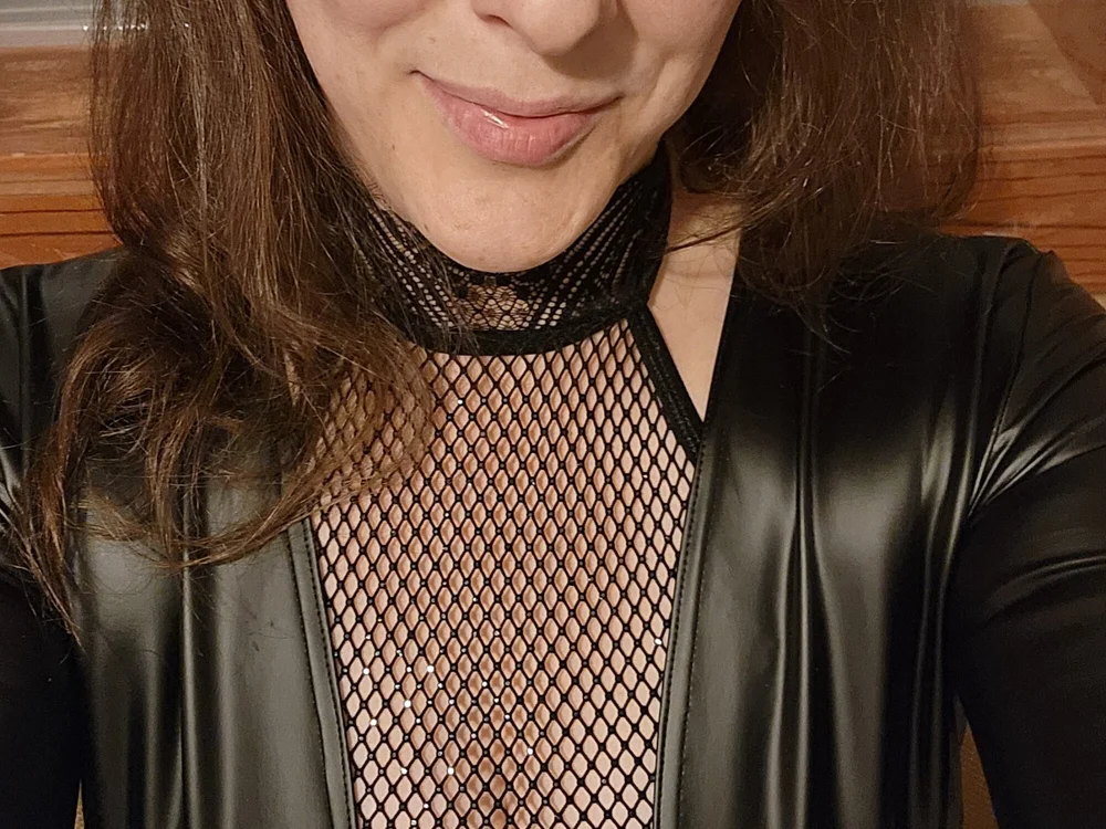 ArchQueenBea's Offline XXX Chat