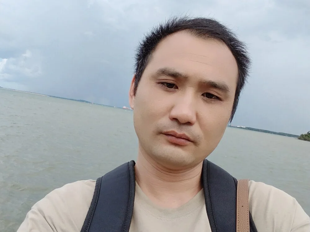 -3-erwo Obrolan XXX Offline