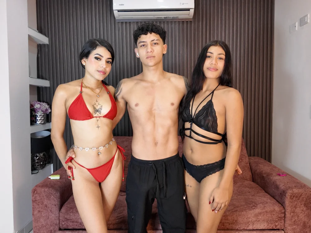 แชท XXX ออฟไลน์ของ pleasureroom57