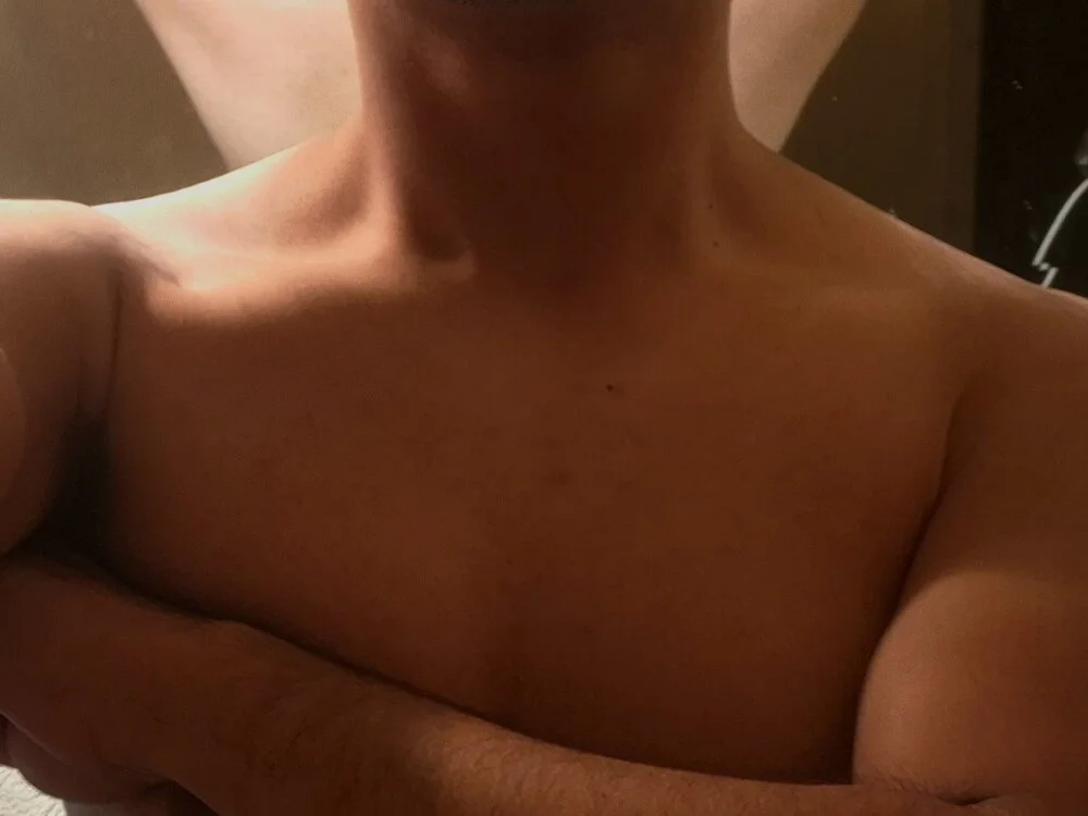 Eroshotmx's Offline XXX Chat