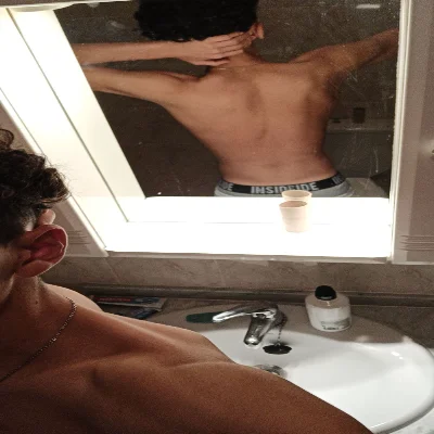 youngking67 離線 XXX 聊天