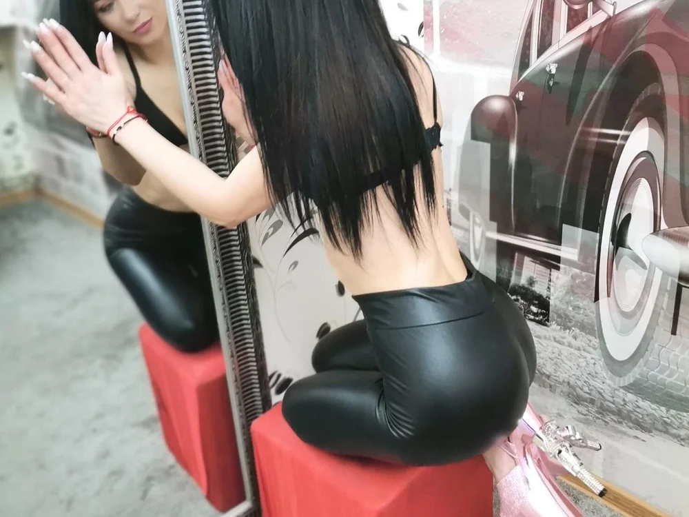 AvaAudrey's Offline XXX Chat