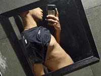 ricardoaraque1's webcam live show