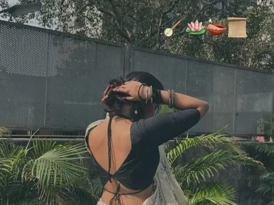 MollySharma - Girl 