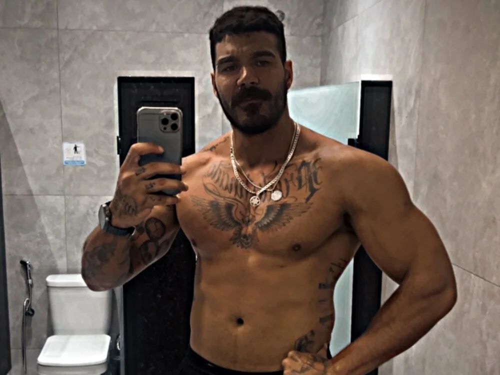 tommylima Offline XXX Chat