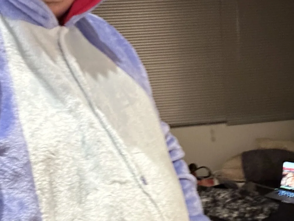 دردشة SpookjustinOfficial الجنسية دون اتصال