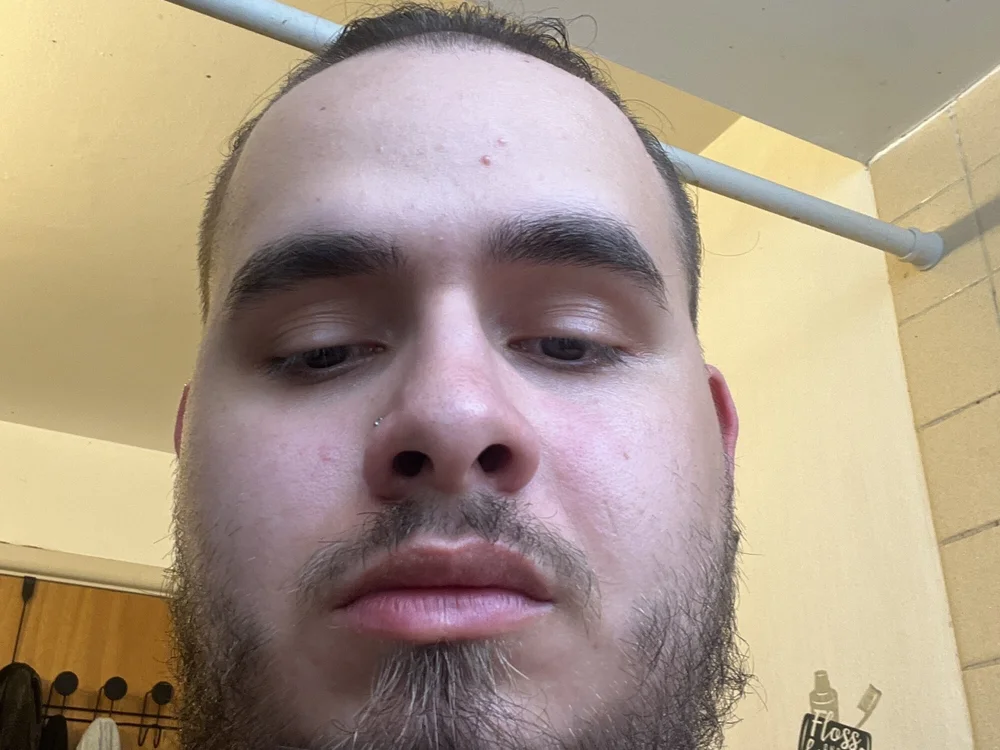 Guerobaby's Offline Chat Room