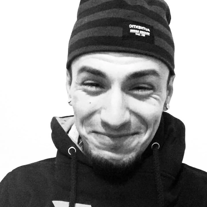 Офлайн-чат XXX BigCumShoot