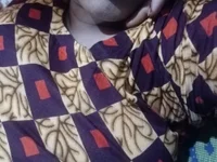 Moyna75 on Stripchat